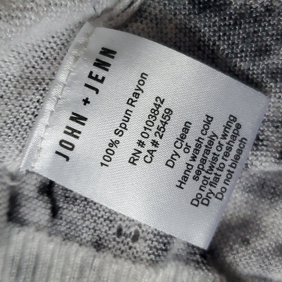 John & Jenn top - Picture 3 of 7